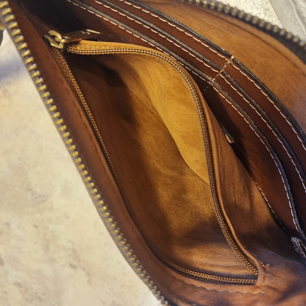 Pateicia Nash Wristlet - Picture 3 of 3